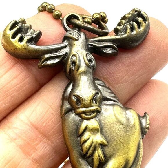 Moose long bronze tone pendant necklace - Picture 11 of 11